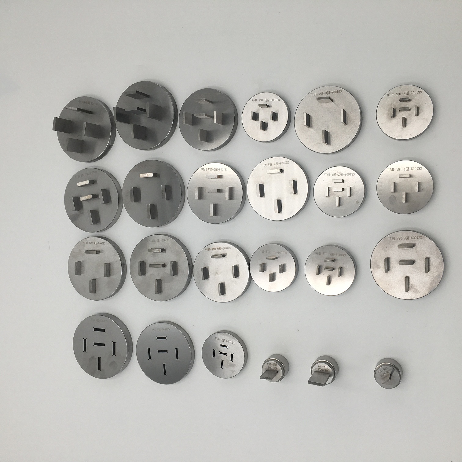 GB1003標(biāo)準(zhǔn)插頭插座量規(guī)