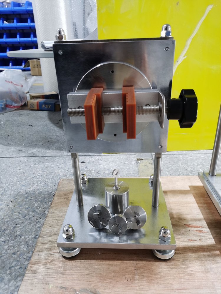 插座橫向應(yīng)力試驗(yàn)裝置 插座橫向應(yīng)力試驗(yàn)裝置