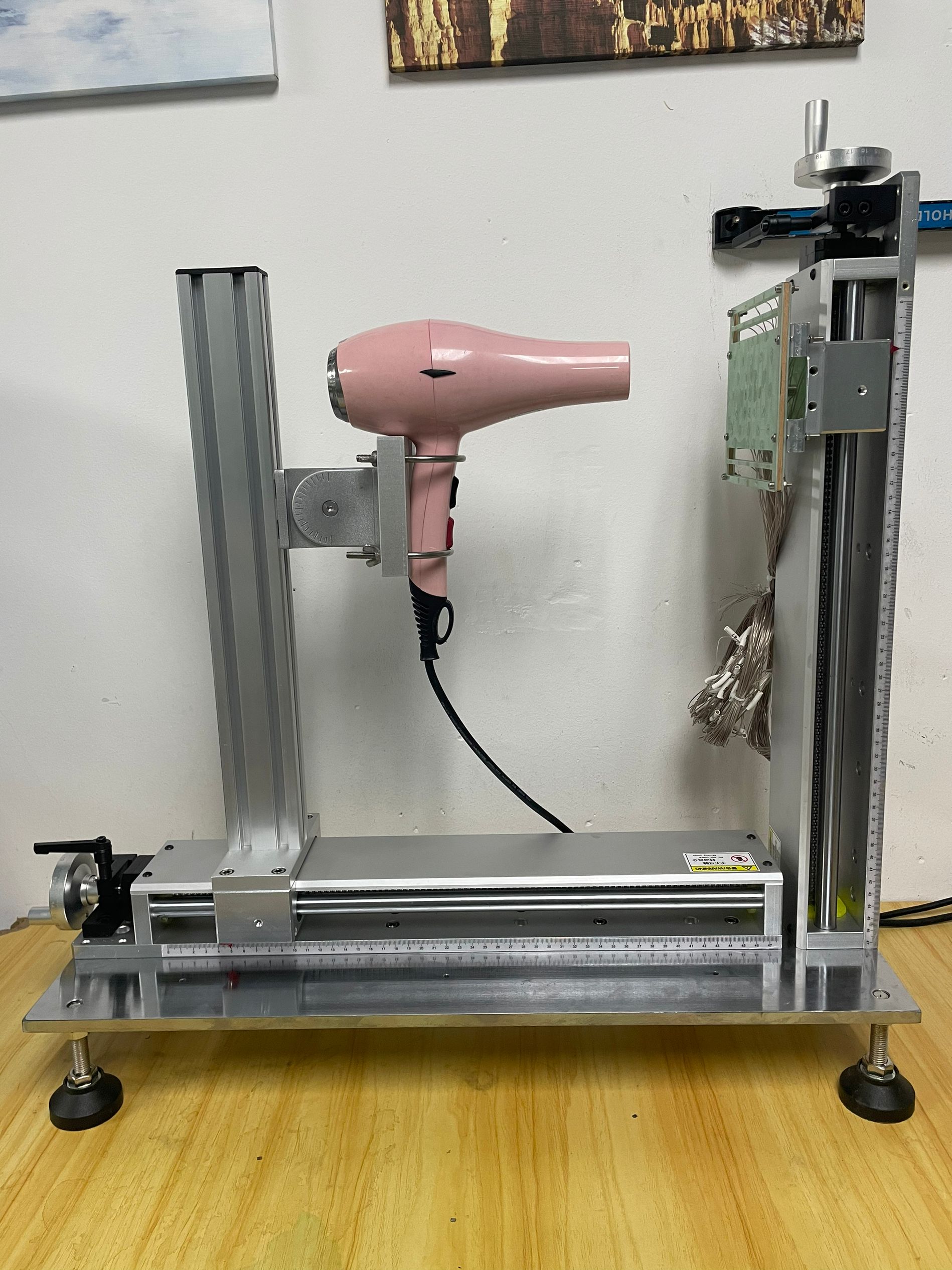 53點(diǎn)電吹風(fēng)溫度試驗(yàn)儀